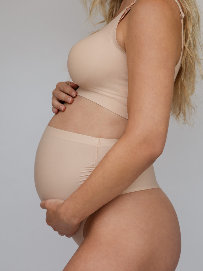 BYE BRA lesiūlės aukšto juosmens tanga kelnaitės nėščiosioms MATERNITY THONG BEIGE one-size desire.lt