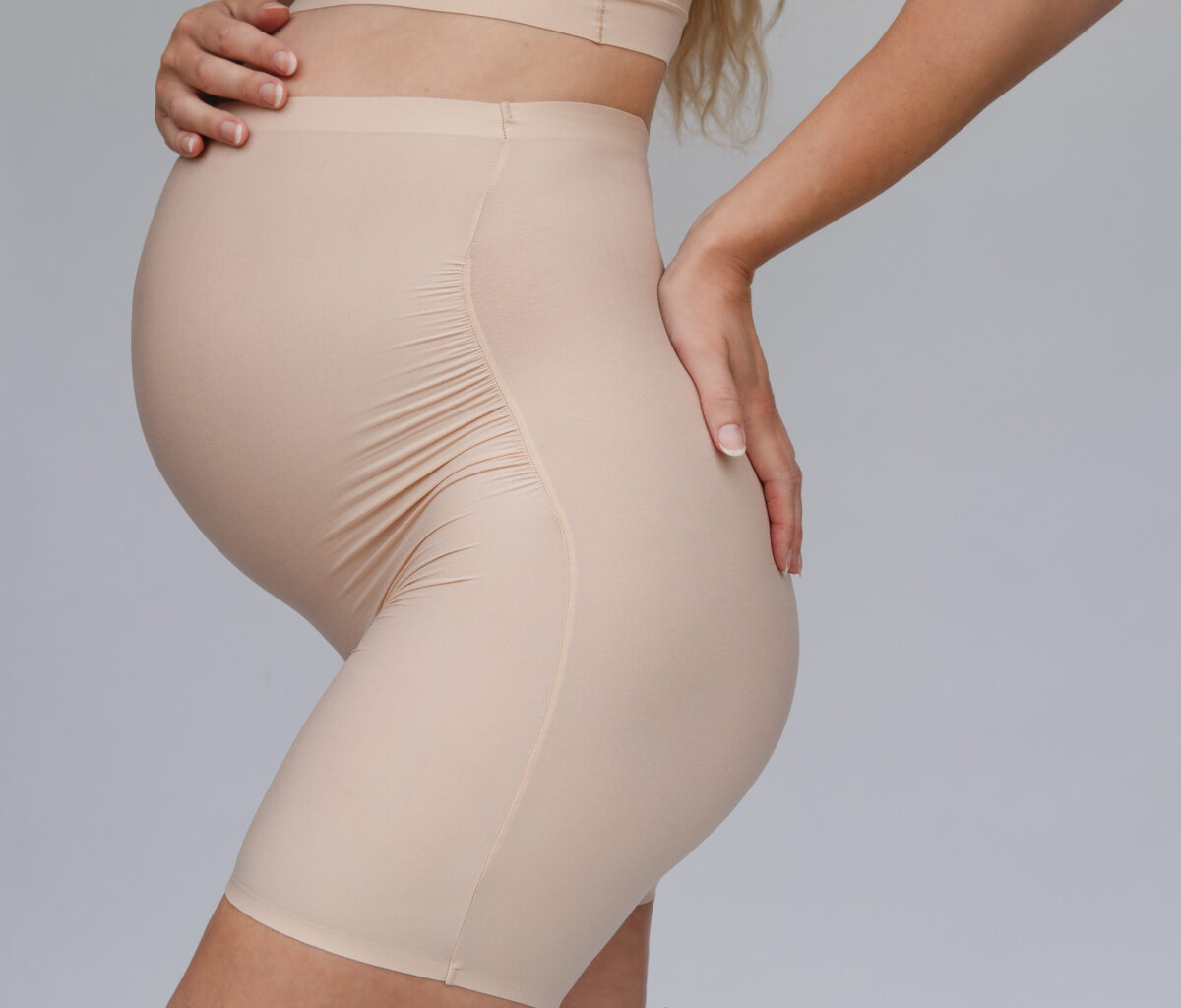 BYE BRA Besiūliai aukšto juosmens šortukai nėščiosioms MATERNITY SHORT BEIGE one-size desire.lt