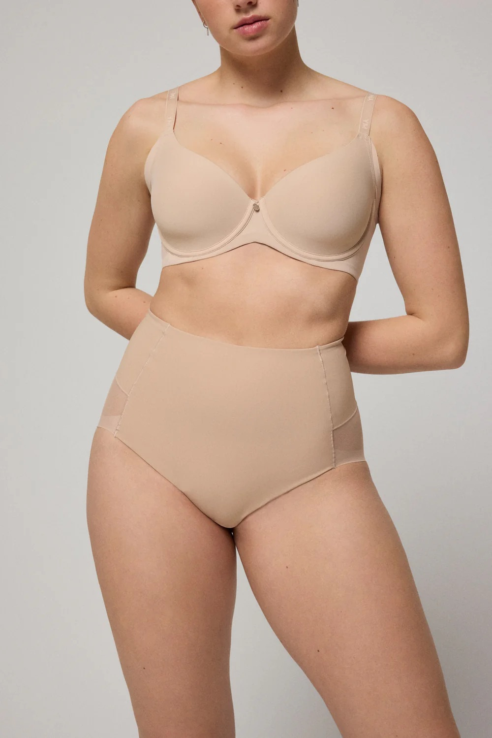 Ysabel Mora formuojančios kasdieninės klasikinės kelnaitės aukštintu juosmeniu LYDIA NUDE S-XXL desire.lt
