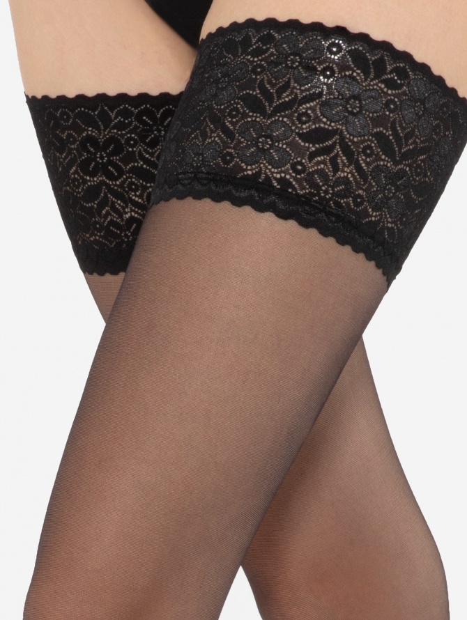 GATTA prilipinamos kojinės MATILDE, juodos spalvos su silikonine juostele