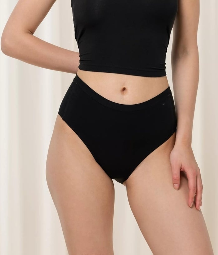 Klasikinių 2 vnt. modalo kelnaičių rinkinys Triumph SMART NATURAL MAXI EX 2P BLACK