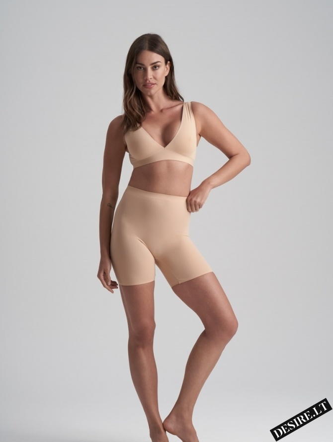 Bye Bra lengvos kompresijos besiūliai formuojantys šortukai INVISIBLE SHORT BEIGE