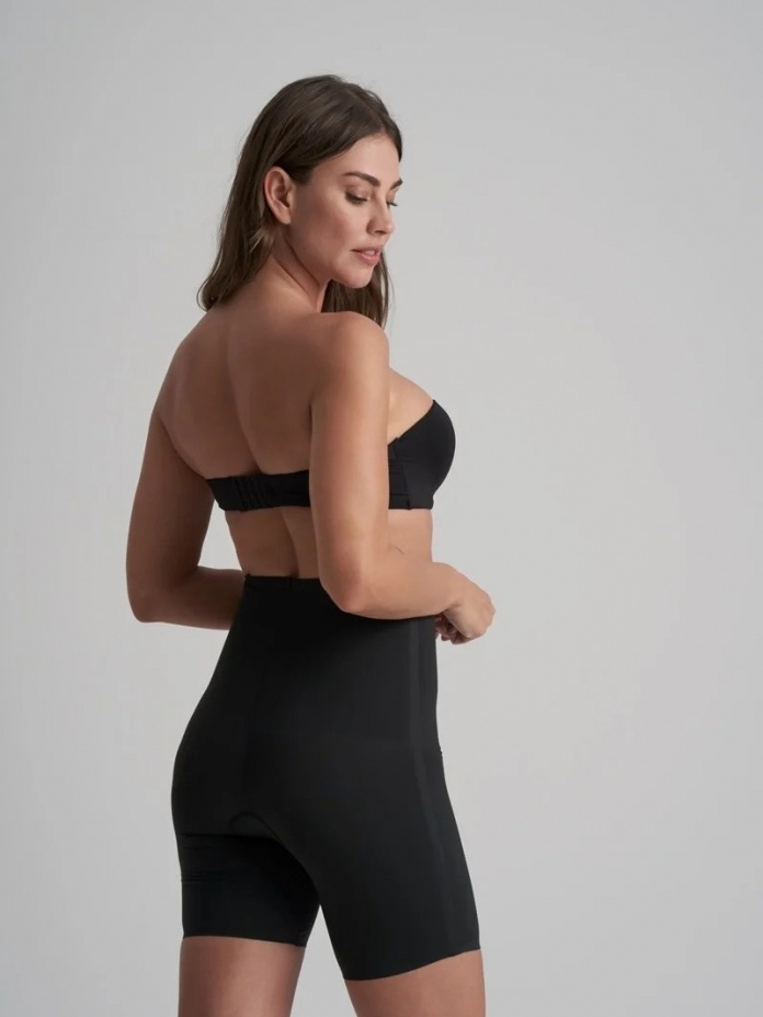 Bye Bra itin stiprios kompresijos besiūliai formuojantys šortukai WAIST CONTROL HW BLACK