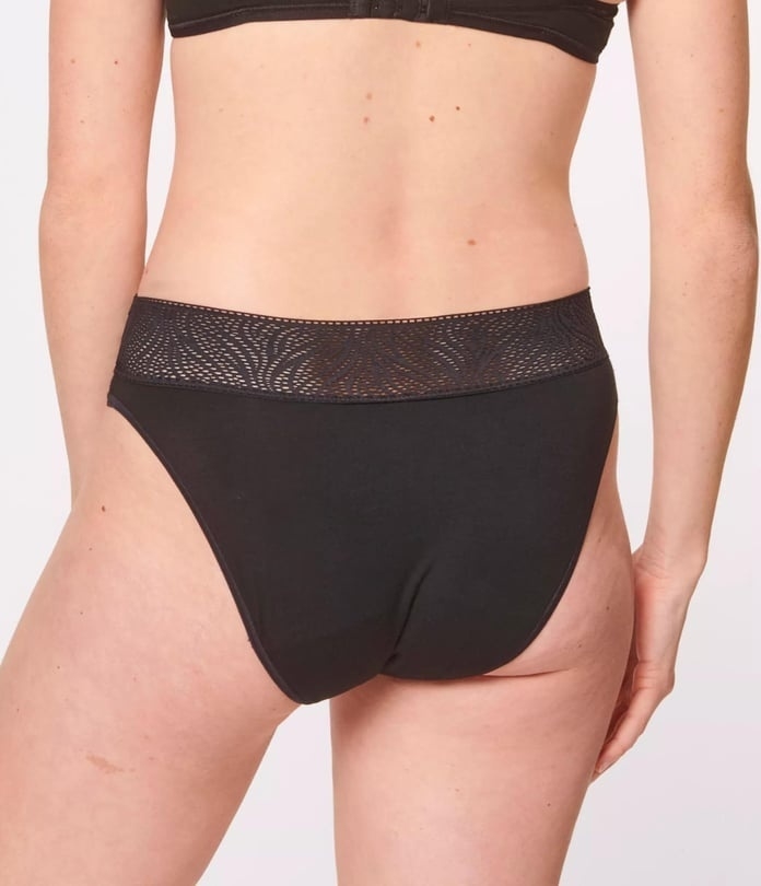 Menstruacinės Sloggi modalo kelnaitės PERIOD MEDIUM TAI BLACK, vidutinio sugeriamumo