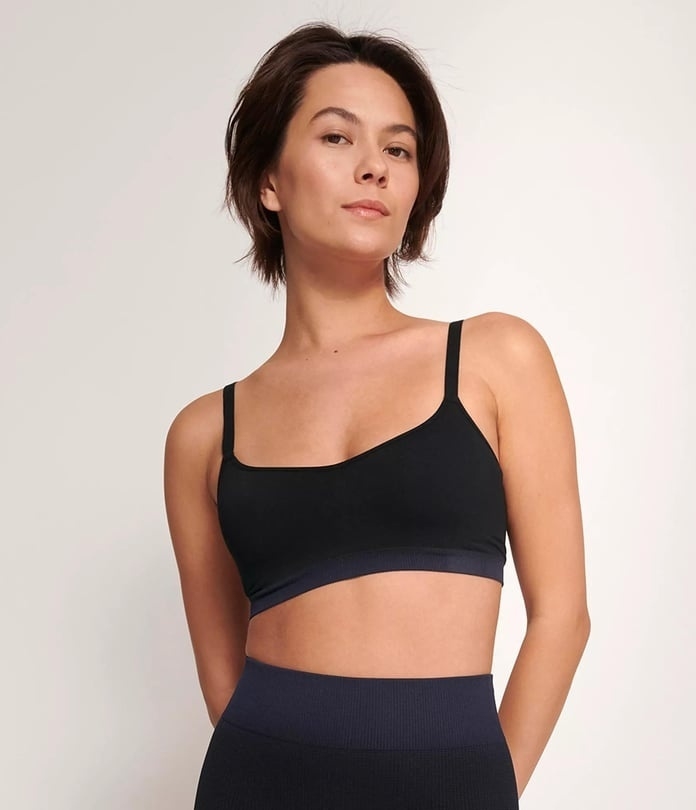 Sloggi bevielė liemenėlė formuotais kaušeliais su alavijo mikrokapsulėmis EVER INFUSED ALOE P BLACK